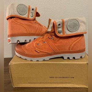 Women's NIB Palladium Pallabrouse Baggy Boots Womens 11